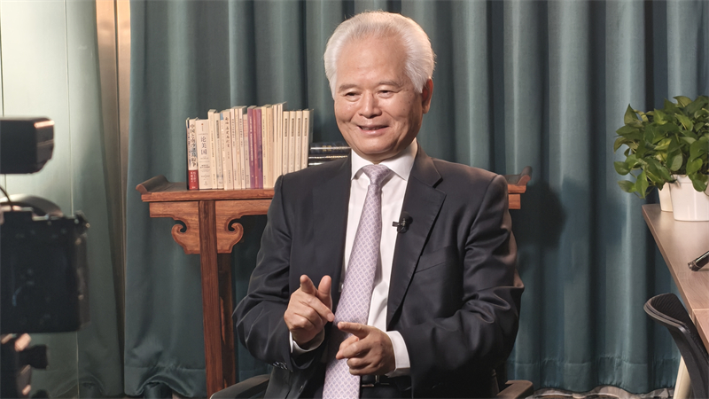 吴士存在京接受央视“铁鉴”栏目组专访